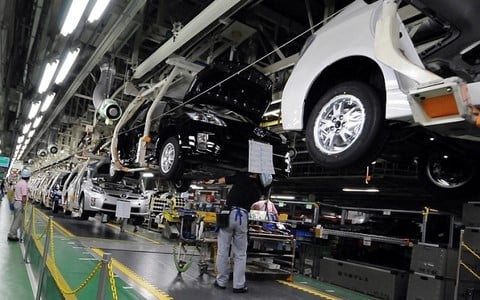 Sửa đổi giá tính lệ phí trước bạ đối với ô tô và xe máy từ ngày 01/7/2025