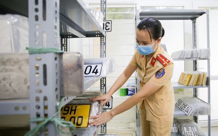 Cập nhật lệ phí cấp biển số xe ô tô 34 tỉnh thành sau sáp nhập