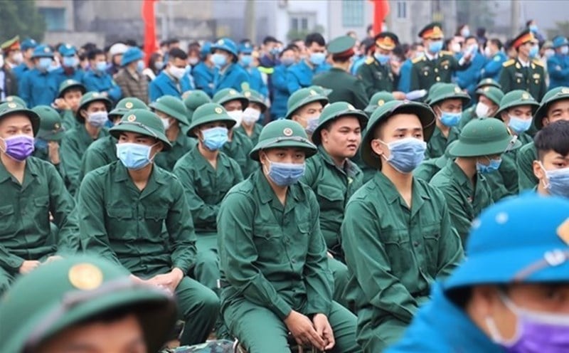 Trường hợp nào được miễn và tạm hoãn nhập ngũ năm 2025? Các trường hợp miễn và tạm hoãn nhập ngũ sẽ công khai trên cổng thông tin điện tử cấp xã từ 01/7/2025 (Hình ảnh từ Internet)