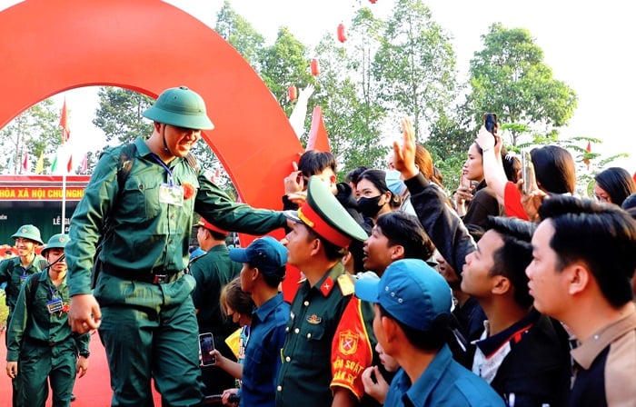 Luật Nghĩa vụ quân sự mới nhất 2025 và tiêu chuẩn đi nghĩa vụ quân sự từ 1/7/2025