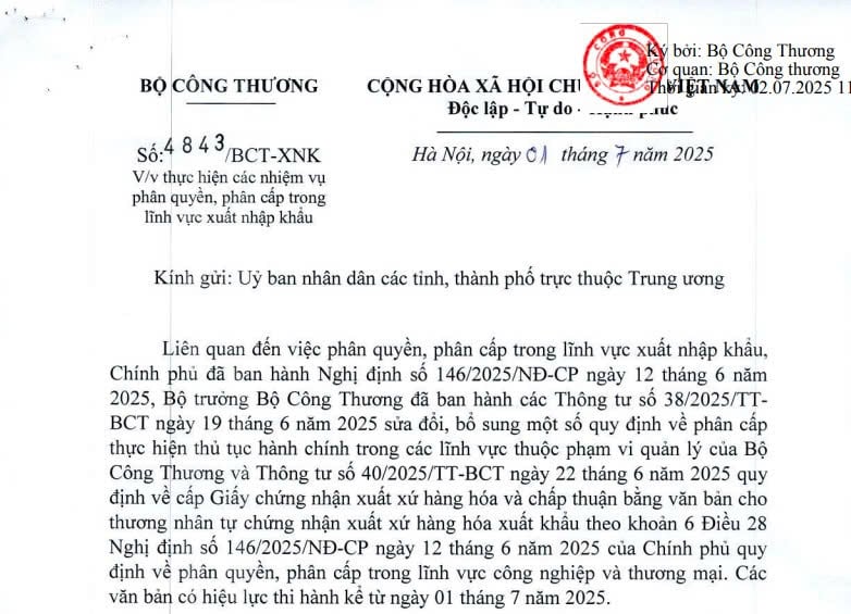 Công văn 4843/BCT-XNK: Hướng dẫn thực hiện các nhiệm vụ phân quyền phân cấp trong xuất nhập khẩu