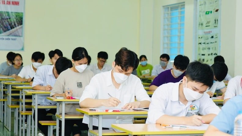 Đề xuất mức trần học phí đại học từ năm học 2025-2026 trở đi