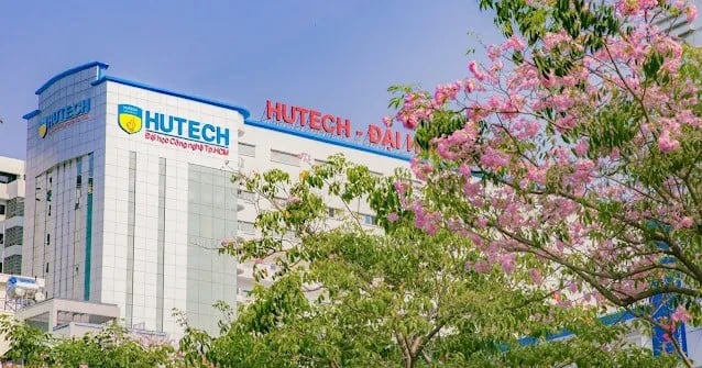 Điểm sàn xét tuyển năm 2025 Trường đại học Công nghệ TPHCM - HUTECH