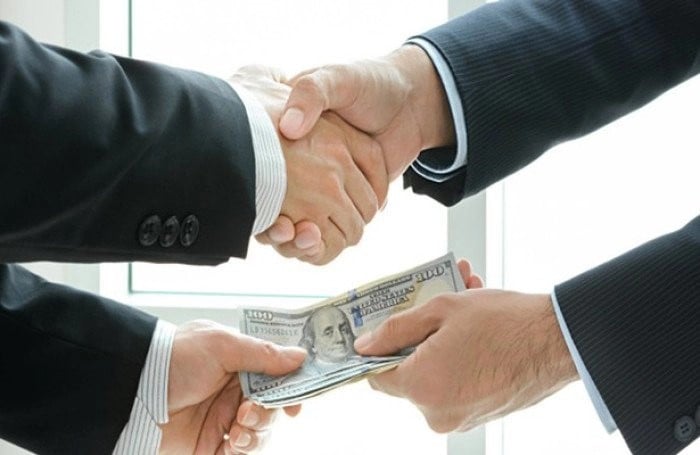 Tội nhận hối lộ bị phạt tù bao nhiêu năm theo Bộ luật Hình sự sửa đổi 2025?