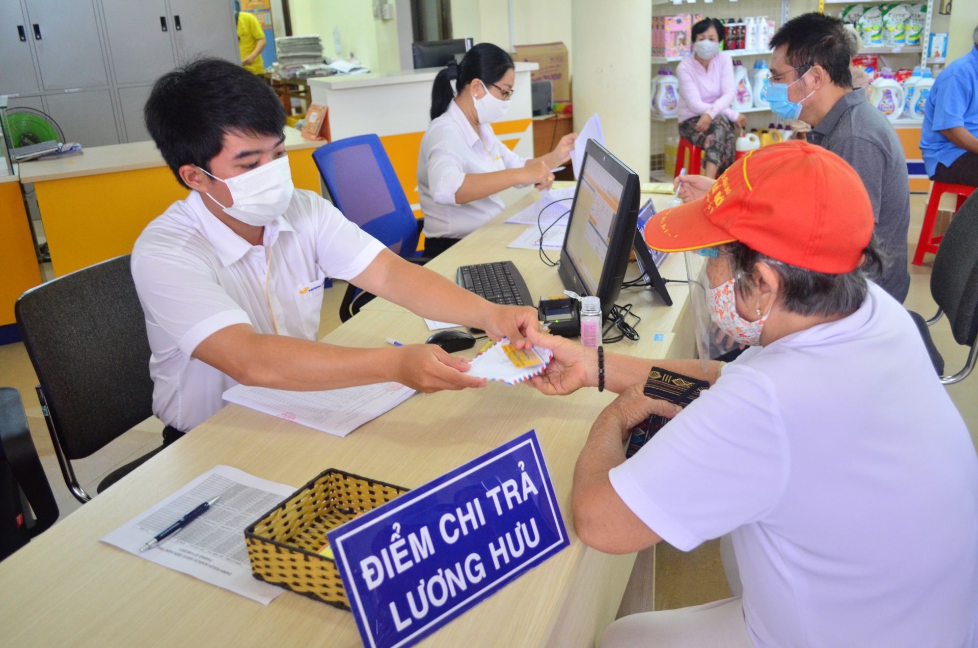 Lịch chi trả lương hưu tháng 8 năm 2025