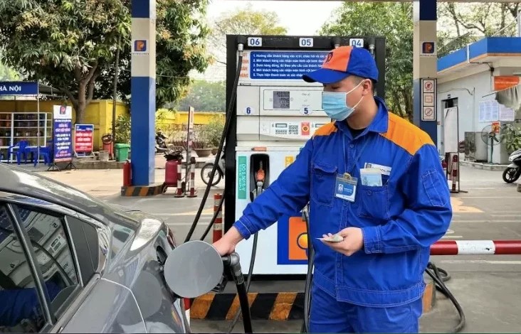 Cập nhật giá dầu hôm nay bao nhiêu 1 lít? 