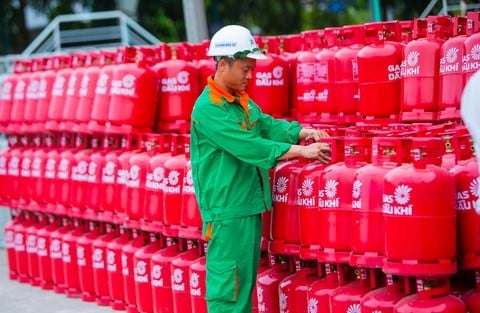 Cập nhật giá gas hôm nay bao nhiêu 1 bình? Giá gas ngày 13/4/2026 cao nhất 638.928 đồng bình 12kg