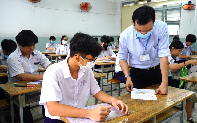 Chi tiết hướng dẫn điền phiếu đăng ký dự thi tốt nghiệp THPT 2026