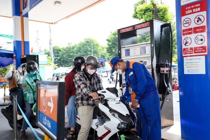 CHÍNH THỨC bảng giá xăng dầu từ 15h ngày 29/4/2026 