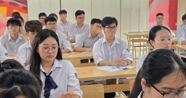 Mấy giờ đóng cổng đăng ký dự thi tốt nghiệp THPT 2026