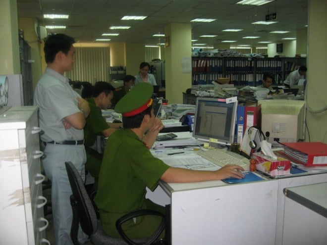 Doanh nghiệp, cá nhân sử dụng phần mềm lậu bị xử phạt tối đa bao nhiêu năm tù? (Hình ảnh từ Internet)