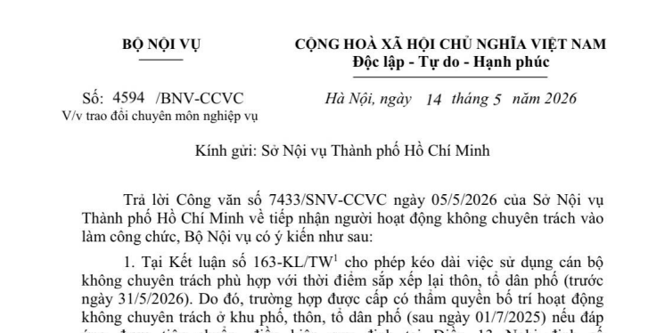 Toàn văn Công văn 4594/BNV-CCVC tiếp nhận cán bộ không chuyên trách vào làm công chức