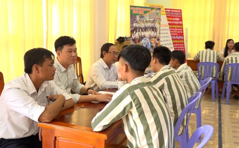 Chế độ mặc và tư trang của phạm nhân theo Nghị định 170/2026/NĐ-CP