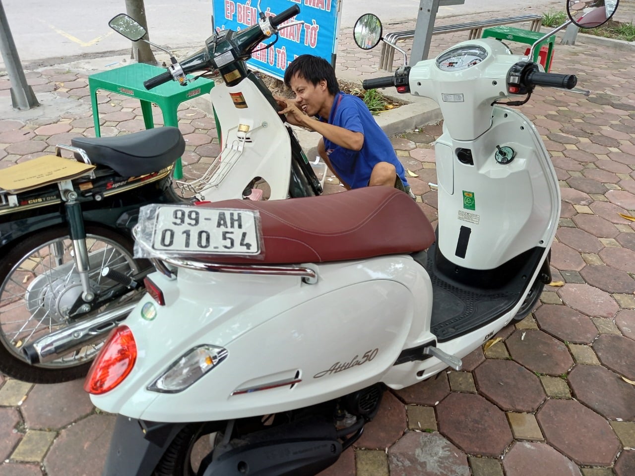 Hồ sơ sang tên xe máy không cần chủ cũ mới nhất 2026