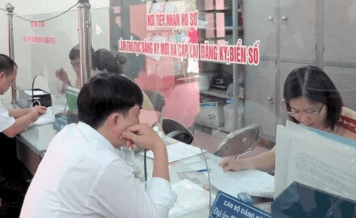 Thủ tục sang tên xe máy không cần chủ cũ mới nhất 2026