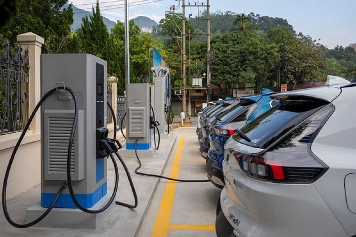 Cập nhật lệ phí trước bạ khi mua ô tô năm 2026