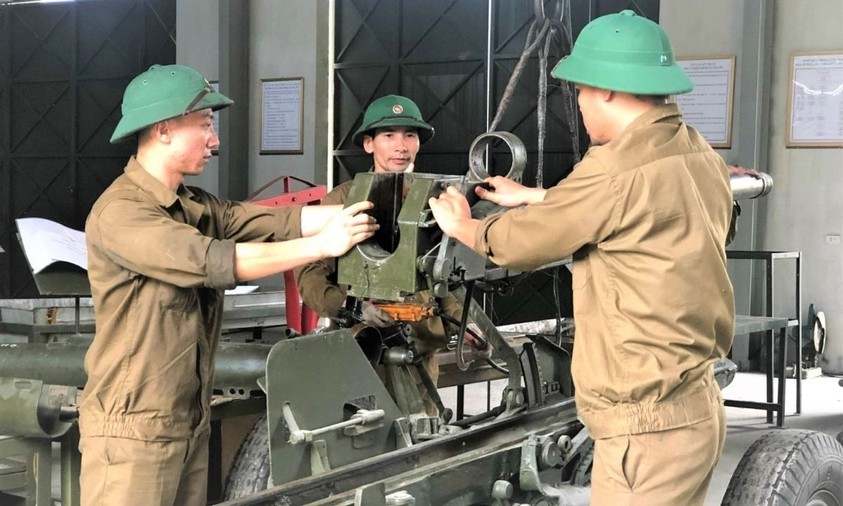 Thông tư 74: Bảng lương công nhân quốc phòng từ 01/7/2026