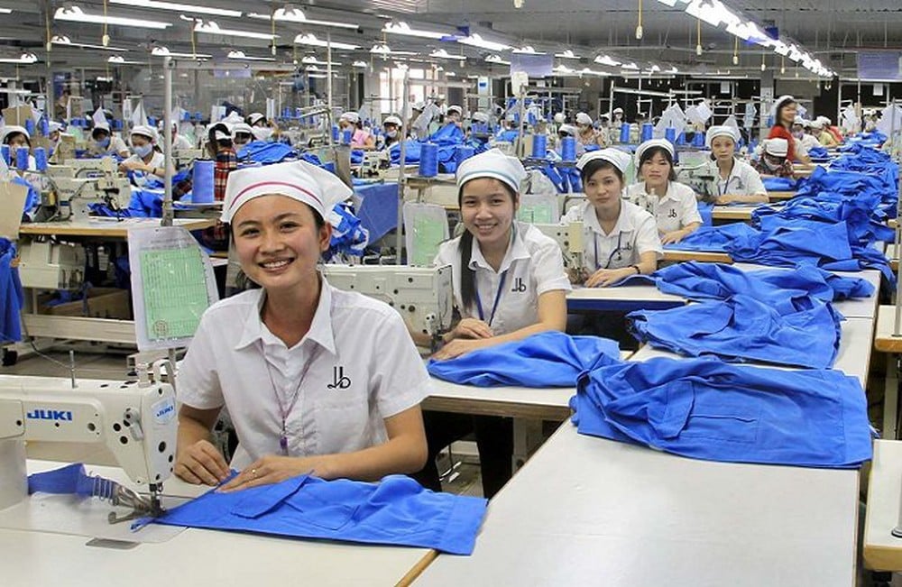 2 loại báo cáo lao động 6 tháng đầu năm 2026 phải nộp trước 5/7/2026