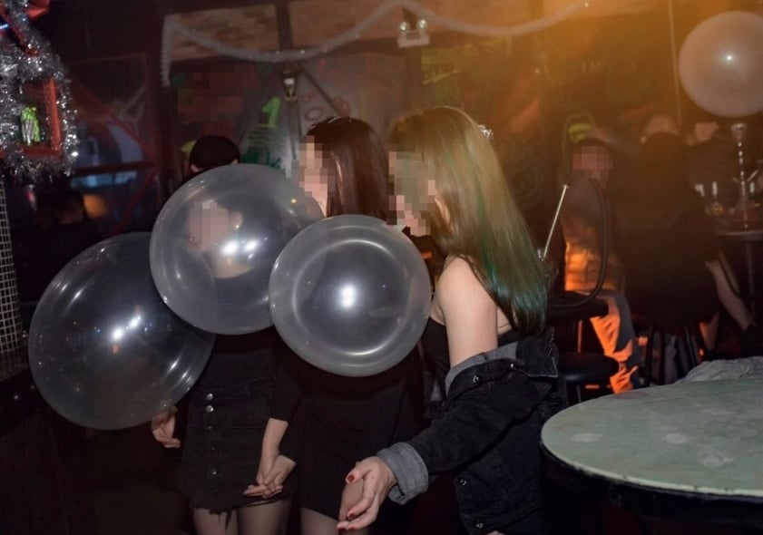 Mua bán bóng cười có thể bị phạt từ đến 15 năm (Đề xuất)&nbsp;