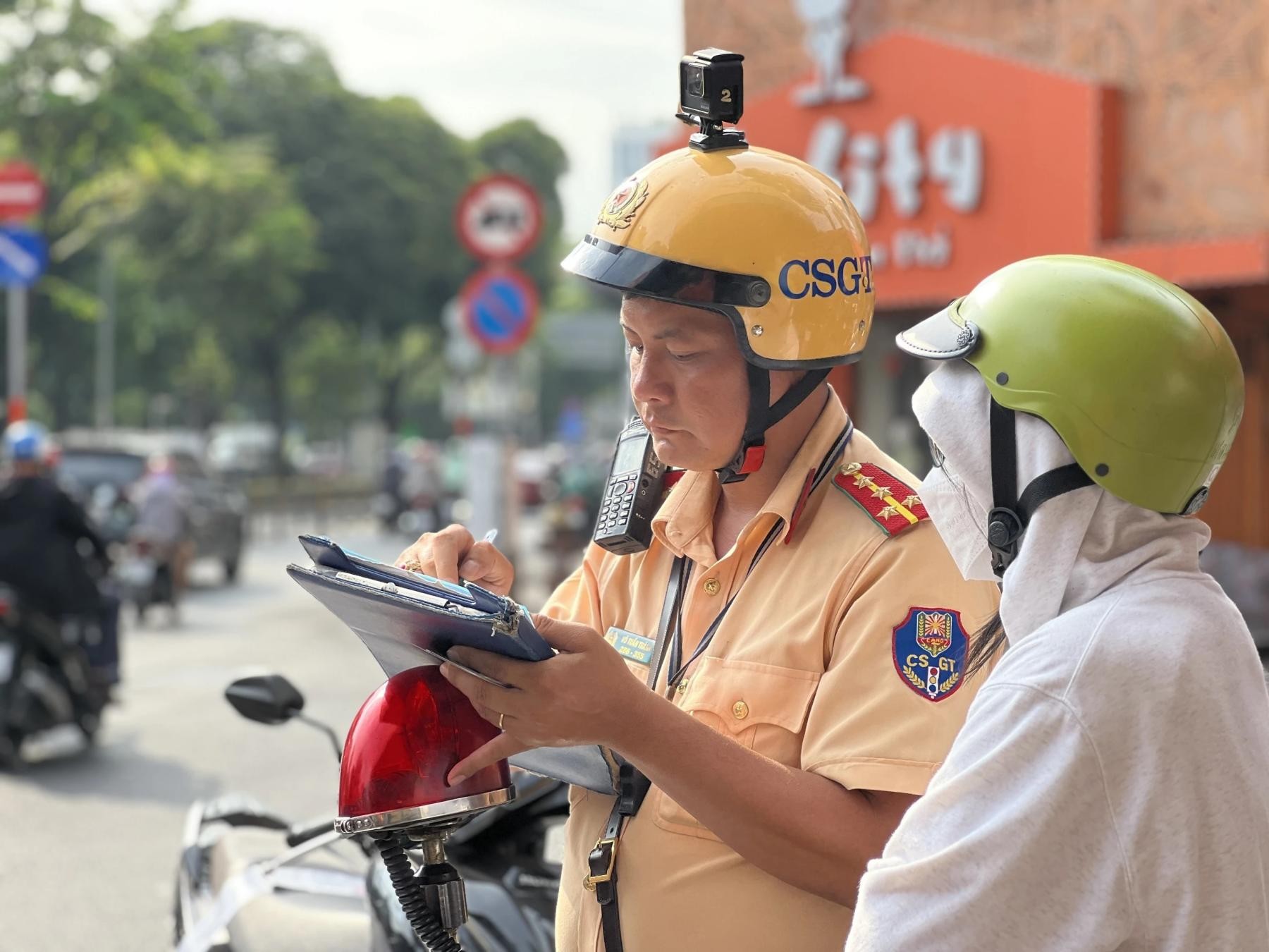 Từ 15/8, phạt 26 triệu đồng khi cố ý làm thay đổi nhận diện biển số xe (Hình ảnh từ Internet)