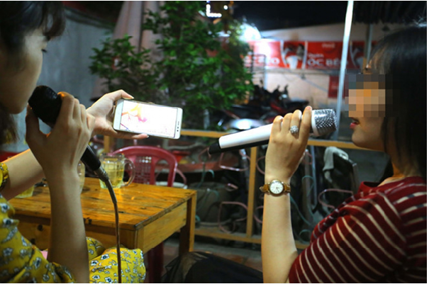 Mức phạt hát karaoke ồn ào vượt ngưỡng cho phép mới nhất 2026