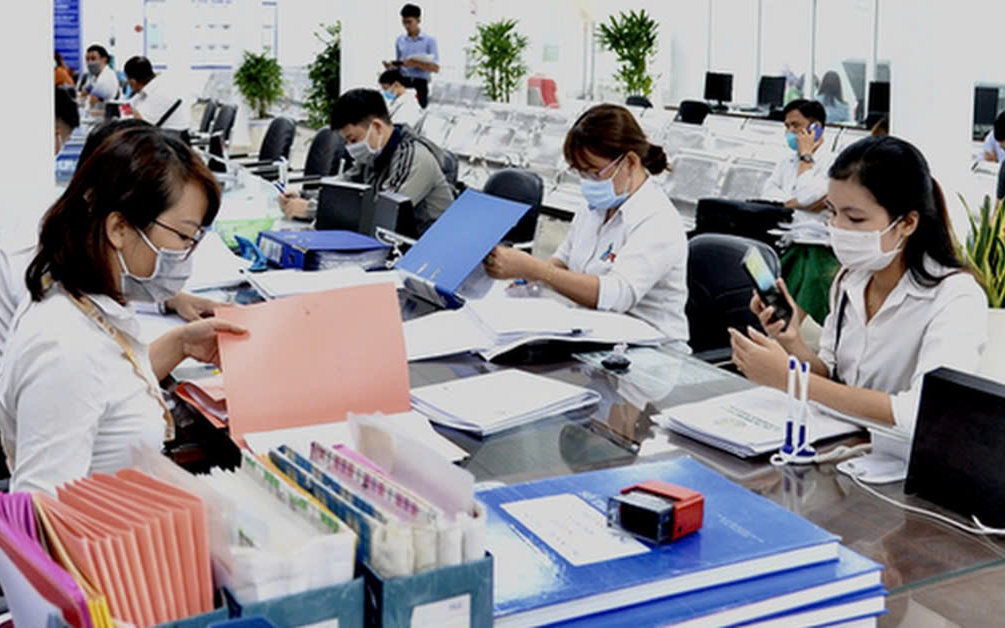 Công văn 7851/BNV-TCBC: Viên chức không được hưởng chính sách tinh giản biên chế khi nào?