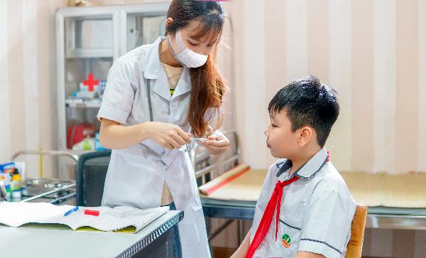 Tổng hợp Nghị định về chế độ phụ cấp đối với nhân viên y tế