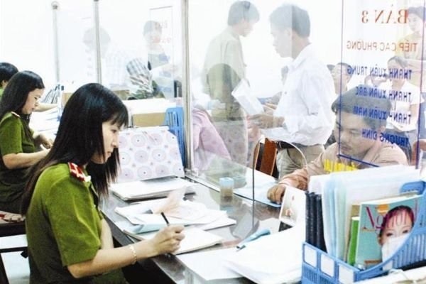Thủ tục đăng ký thường trú cấp xã cần hồ sơ gì, thời hạn giải quyết bao lâu?